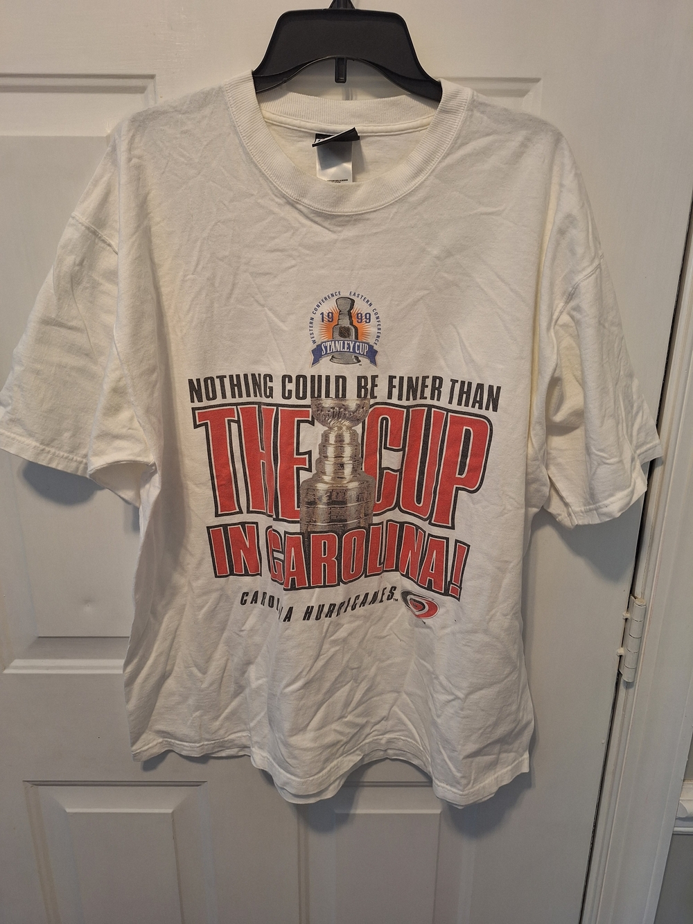 Pro Player White Graphic Stanley Cup Tee with Red & Blue Accents. 1999 Vintage